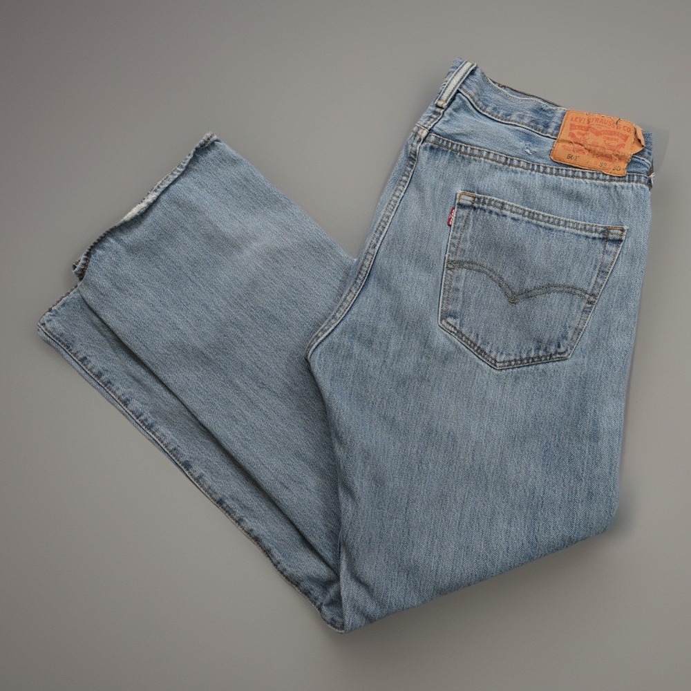 Levi's 501 Jeans Men's 38X30 (37X29)Blue‎ Denim Button Fly Ripped Pls see pics